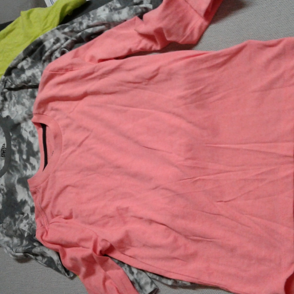 4 pack size 6-7 Spotted zebra t-shirts - Picture 3 of 5